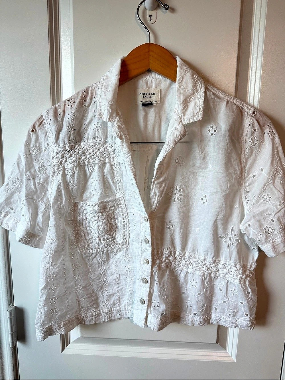 American Eagle Cropped White Eyelet Crochet Pocket Button-Up Shirt